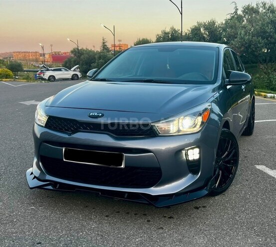 Kia Rio-1
