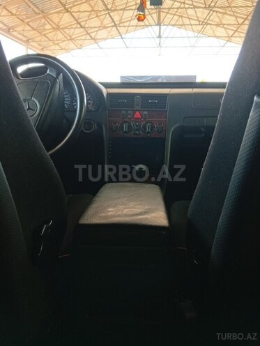 Mercedes C 200-7