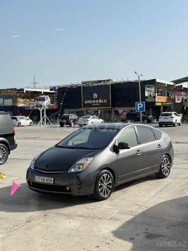 Toyota Prius-1