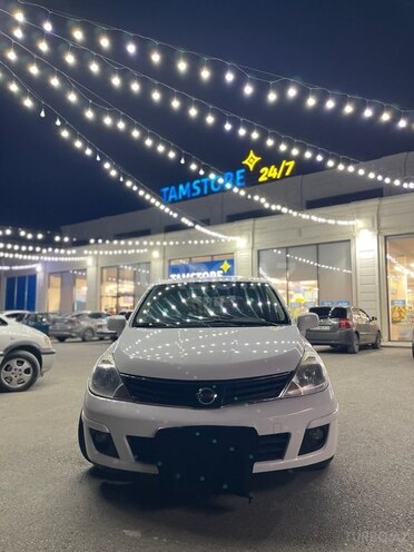 Nissan Tiida-2