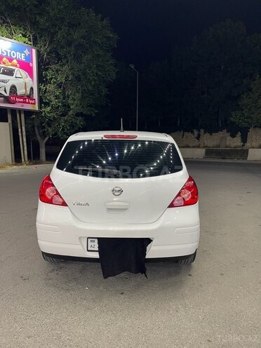 Nissan Tiida-8