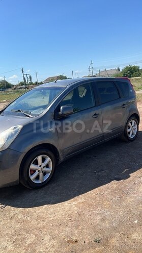 Nissan Note-3