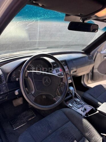 Mercedes C 240-4