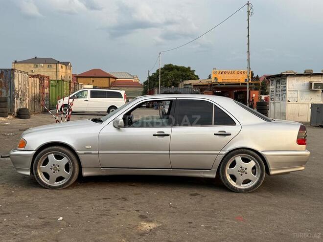 Mercedes C 240-6