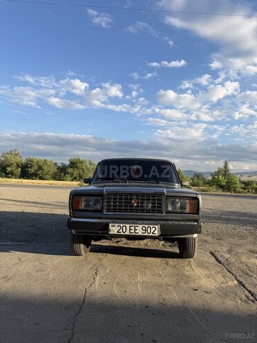 LADA (VAZ) 2107-1