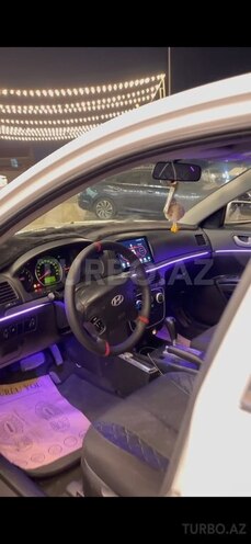 Hyundai Sonata-4