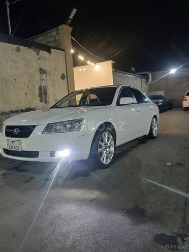 Hyundai Sonata-2
