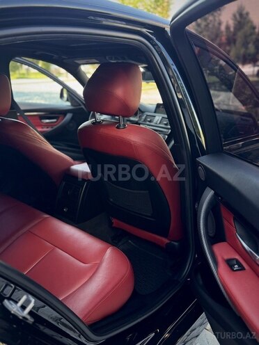 BMW 330-12
