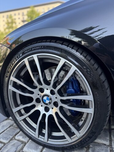 BMW 330-9