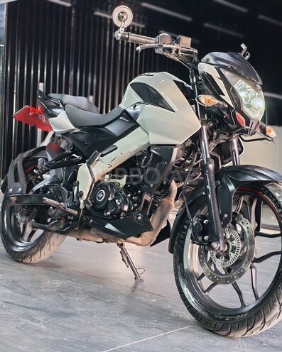 Bajaj Pulsar NS 160-7