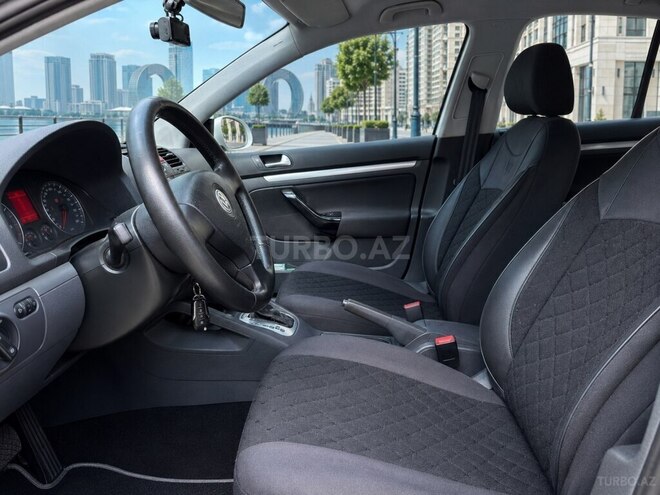 Volkswagen Jetta-6