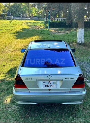 Mercedes C 240-3