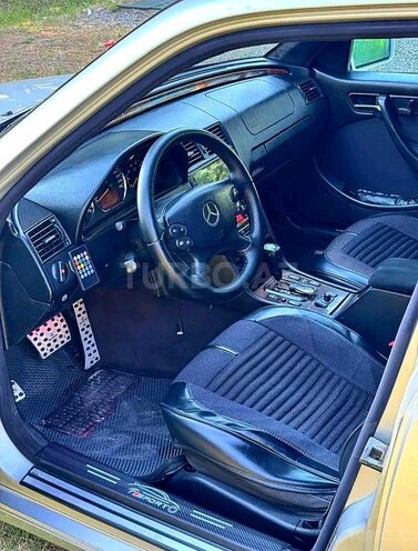 Mercedes C 240-6