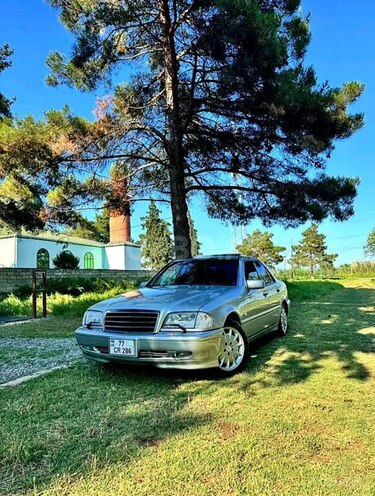Mercedes C 240-2