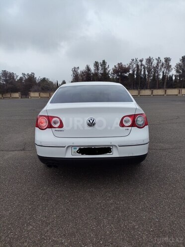 Volkswagen Passat-3