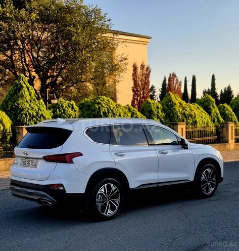 Hyundai Santa Fe-4