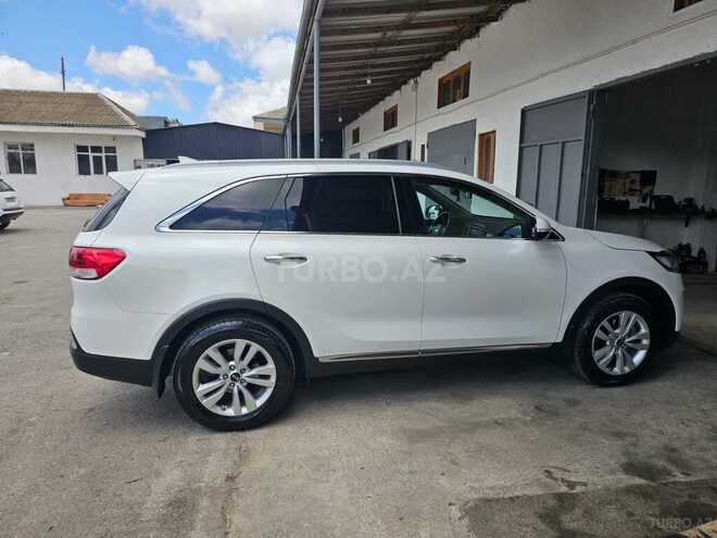Kia Sorento-7