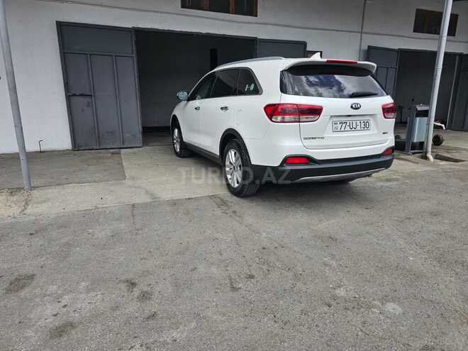 Kia Sorento-10