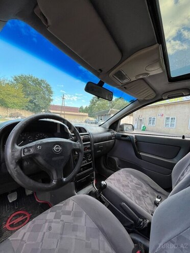 Opel Astra-7