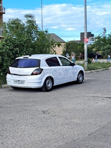 Opel Astra-2