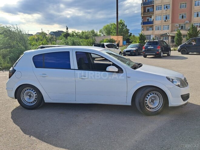 Opel Astra-10