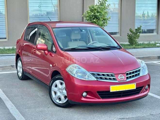 Nissan Tiida-2