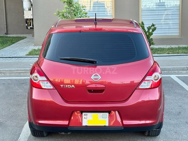 Nissan Tiida-7