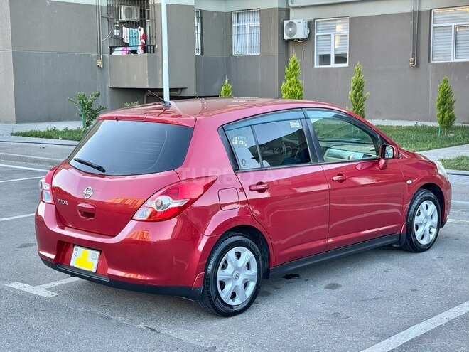 Nissan Tiida-8