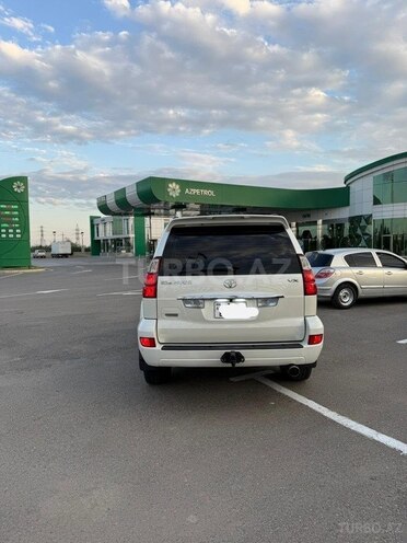 Toyota Land Cruiser Prado-6