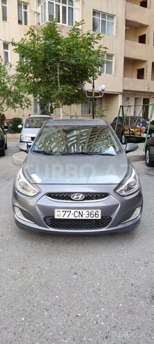 Hyundai Accent-1