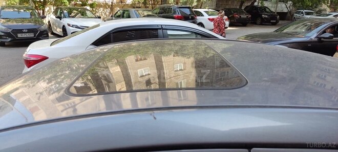 Hyundai Accent-15