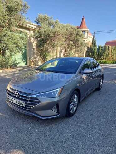 Hyundai Elantra-5