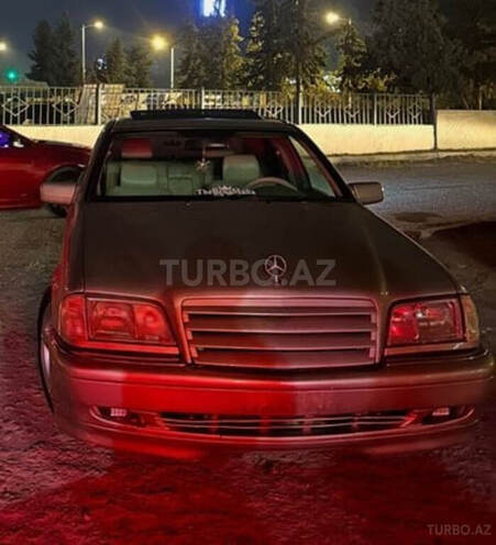 Mercedes C 230-1