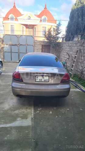 Ford Taurus-2