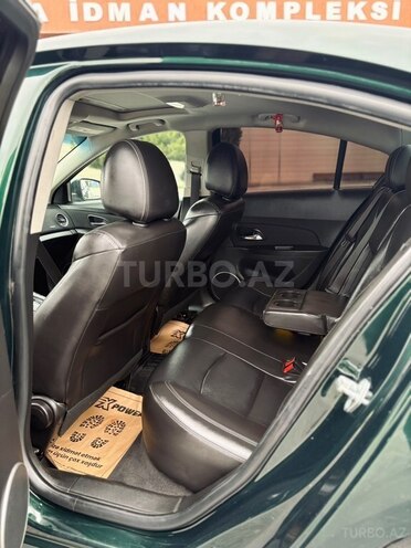 Chevrolet Cruze-20