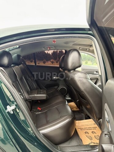 Chevrolet Cruze-21