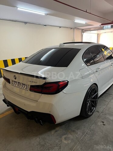 BMW 530e-3
