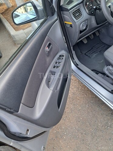 Kia Rio-6