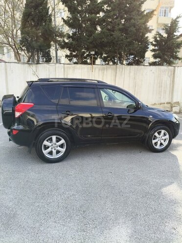 Toyota RAV4-3