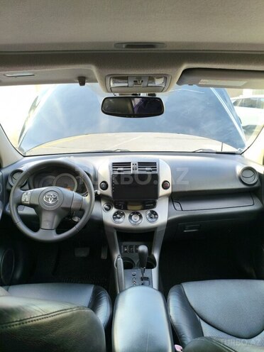 Toyota RAV4-5