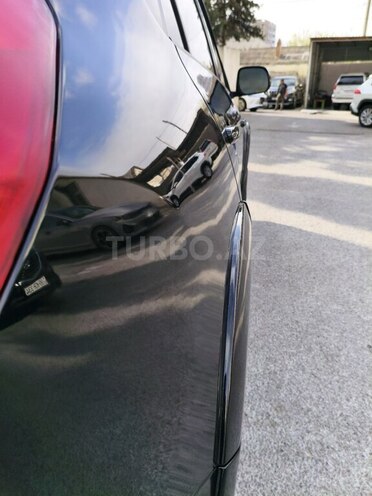 Toyota RAV4-14