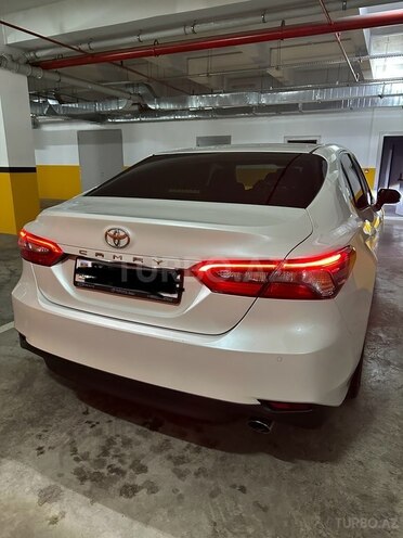 Toyota Camry-2