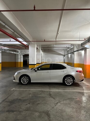 Toyota Camry-3