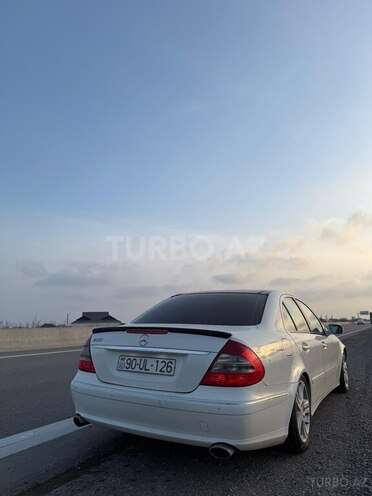 Mercedes E 230-3