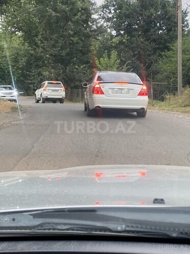 Mercedes E 230-8