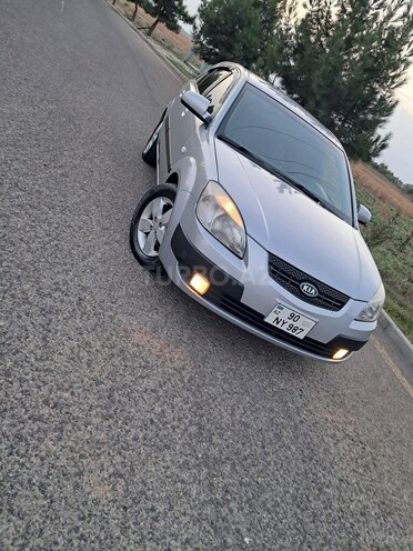 Kia Rio-2