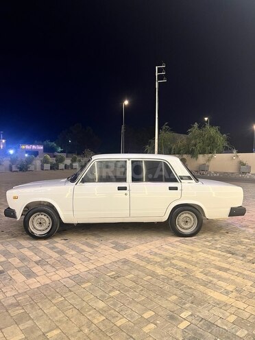 LADA (VAZ) 2107-4