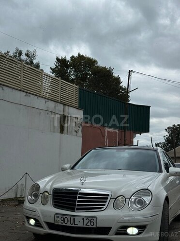 Mercedes E 230-17