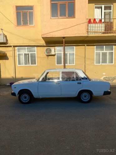 LADA (VAZ) 2107-9
