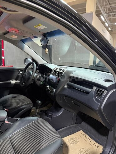 Kia Sportage-13
